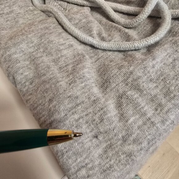 Patty Boutik Women's LS Gray Shirt Size (S) Slimfit V-Neck w/Cord Tie Closure - Picture 8 of 9